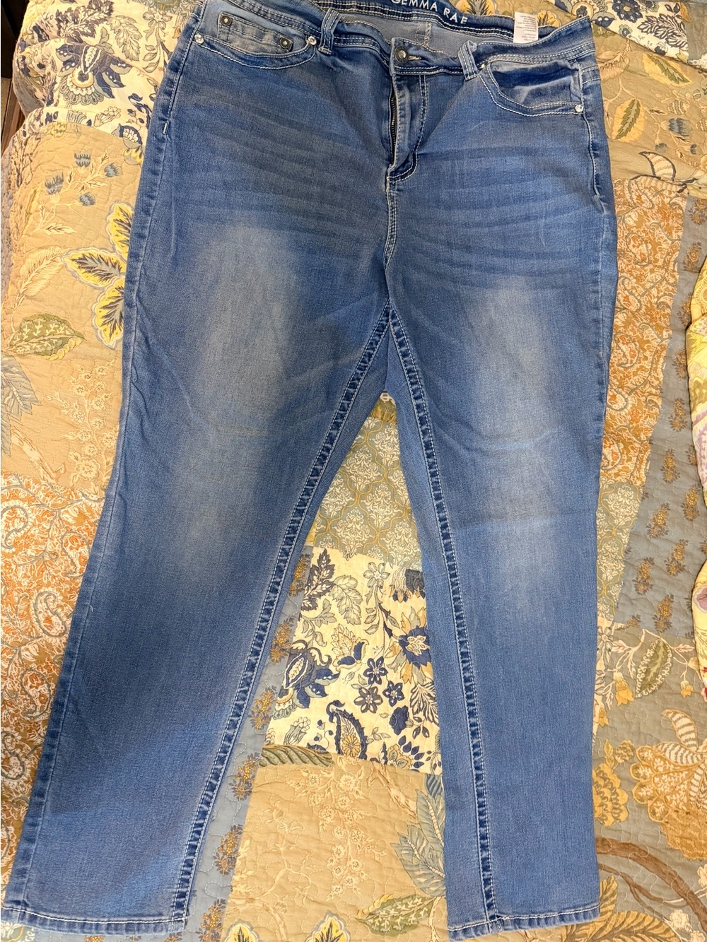 Gemma Rae Women’s Straight Leg Jeans in Medium Blue Bling Rhinestones